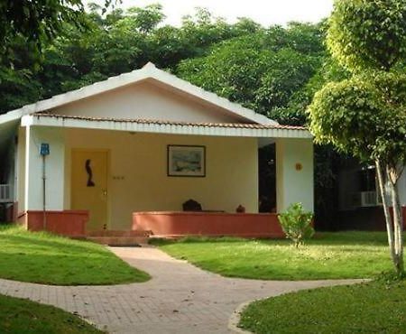 Pragati Resorts Kundakal Экстерьер фото